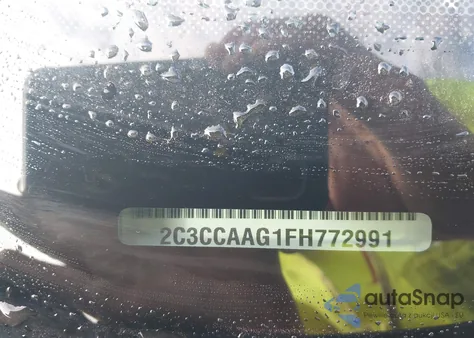 2015 Chrysler 300 Limited z USA, uszkodzony, nr VIN 2C3CCAAG1FH772991